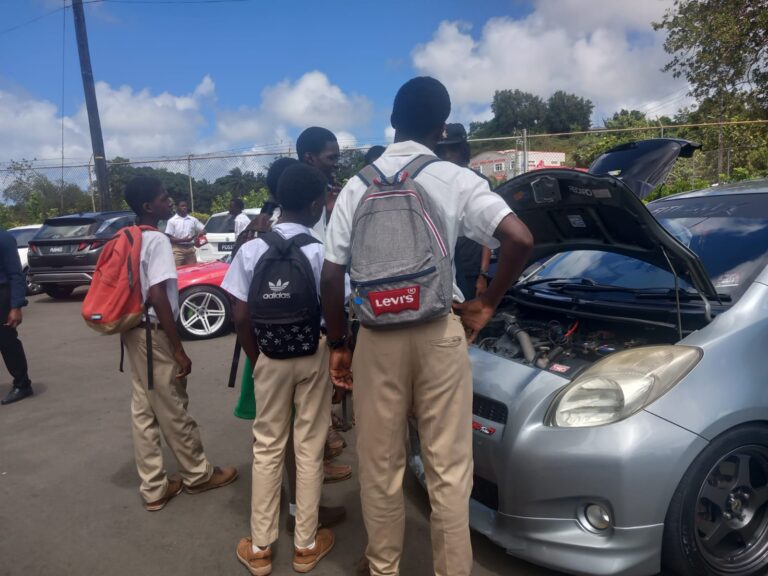At-Risk Students Encouraged to Avoid Gangs, Drugs and Other Bad Influences