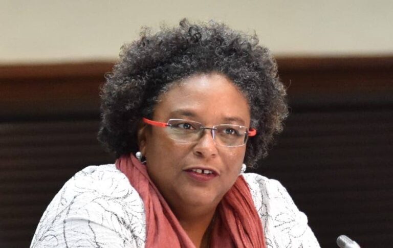 Mottley Stands Firm on Cuban Medical Brigade, Willing to Risk U.S. Visa