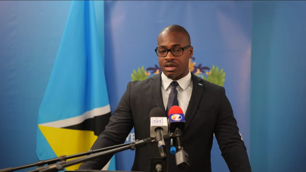 Education Minister Pushes Back Against CXC’s AI-Driven SBA Reforms