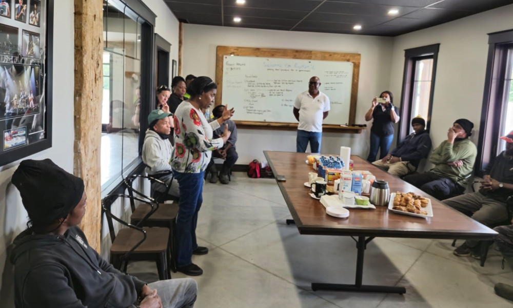 Saint Lucia Reviews Canada Farm Labour Programme as Workers Flag Benefits, Challenges